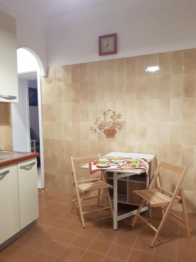 La Casa Di Rosa - Casa Vacanze Meta Luaran gambar
